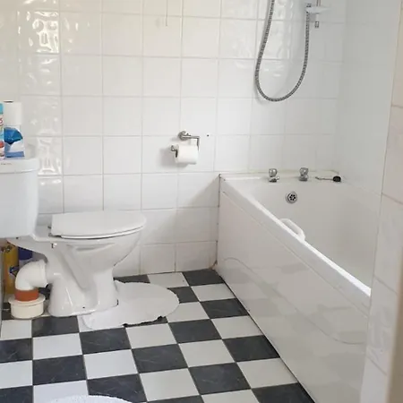 Cushatrough Claddaghduff *